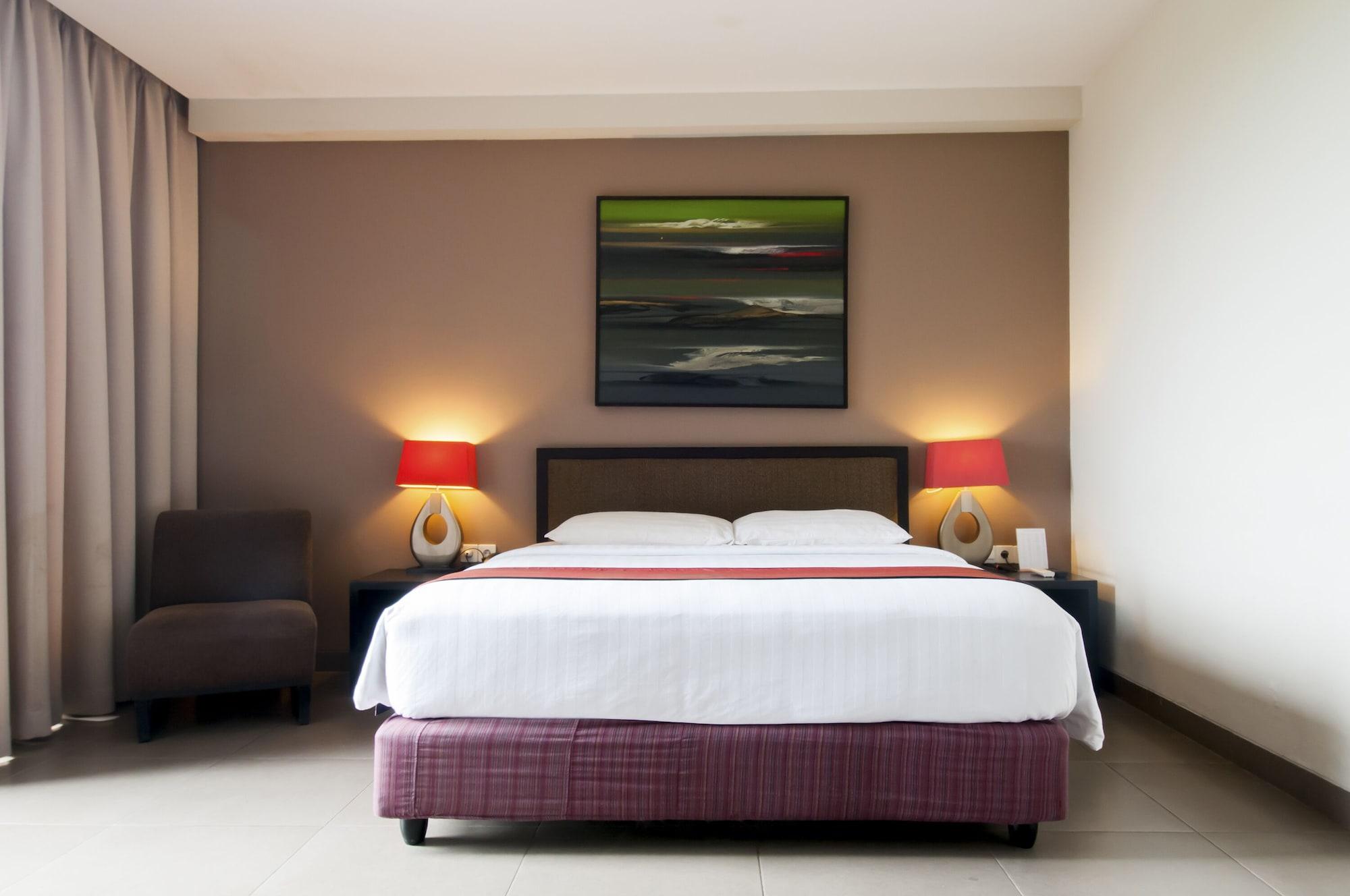 100 Sunset Kuta Hotel & Ballroom Luaran gambar