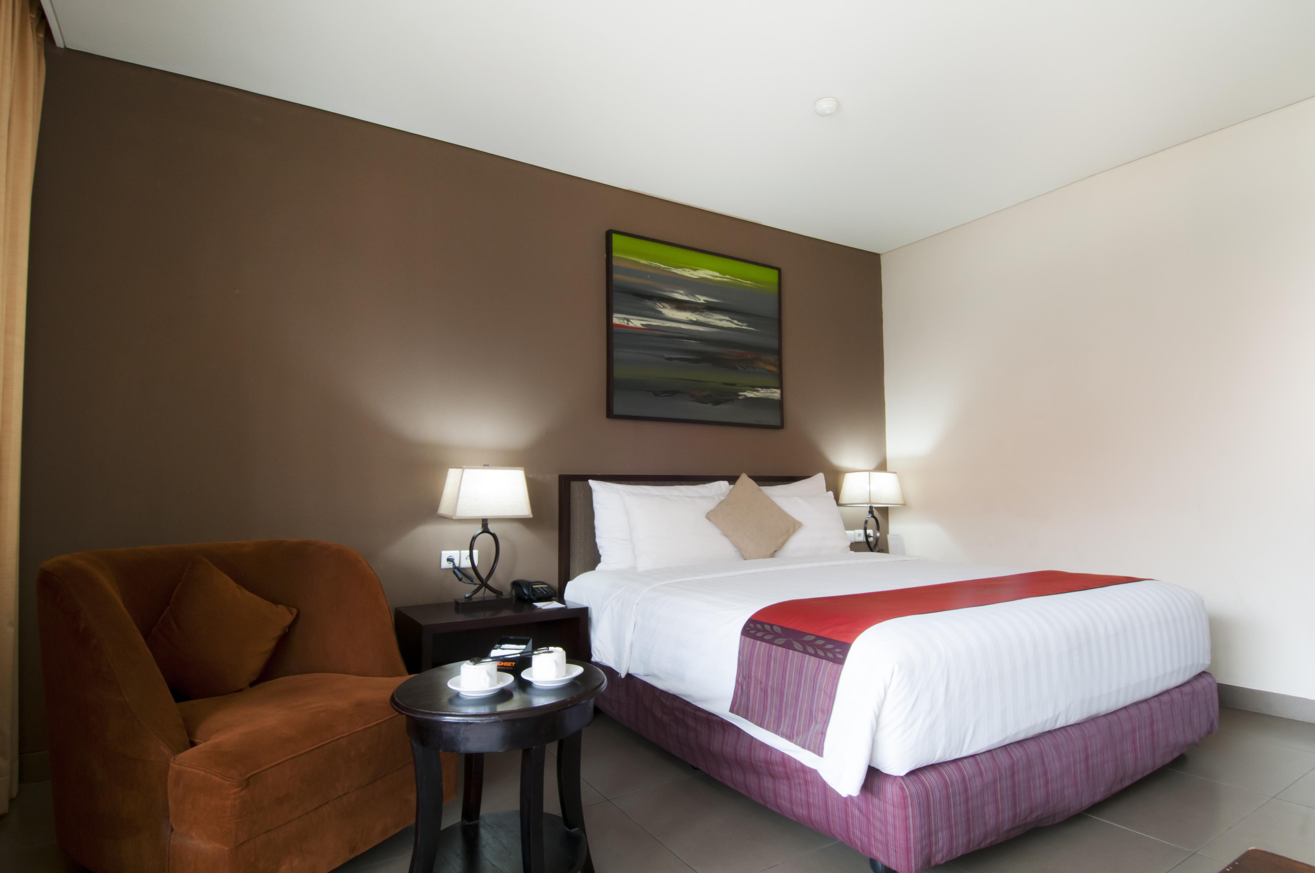 100 Sunset Kuta Hotel & Ballroom Luaran gambar