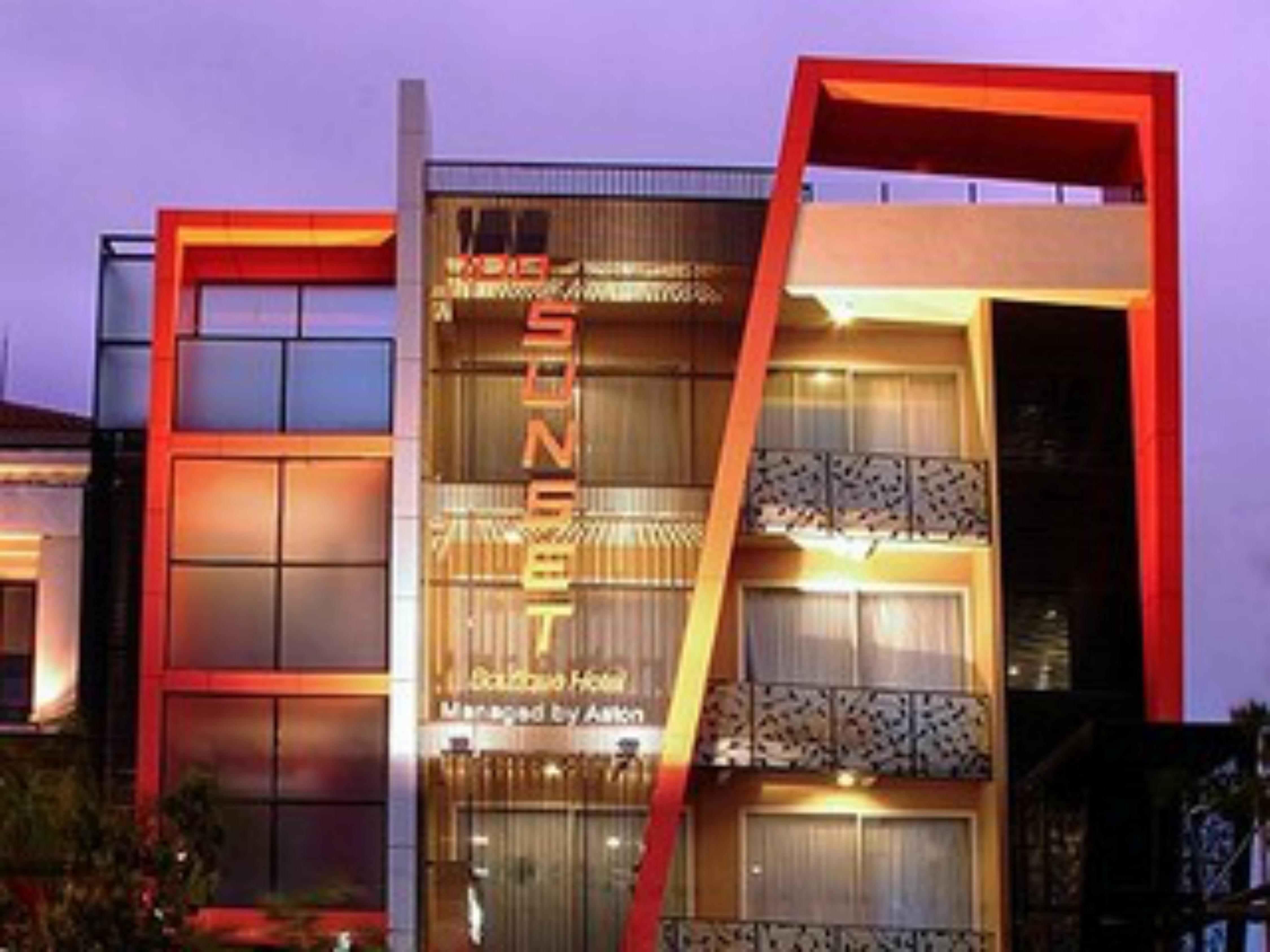 100 Sunset Kuta Hotel & Ballroom Luaran gambar