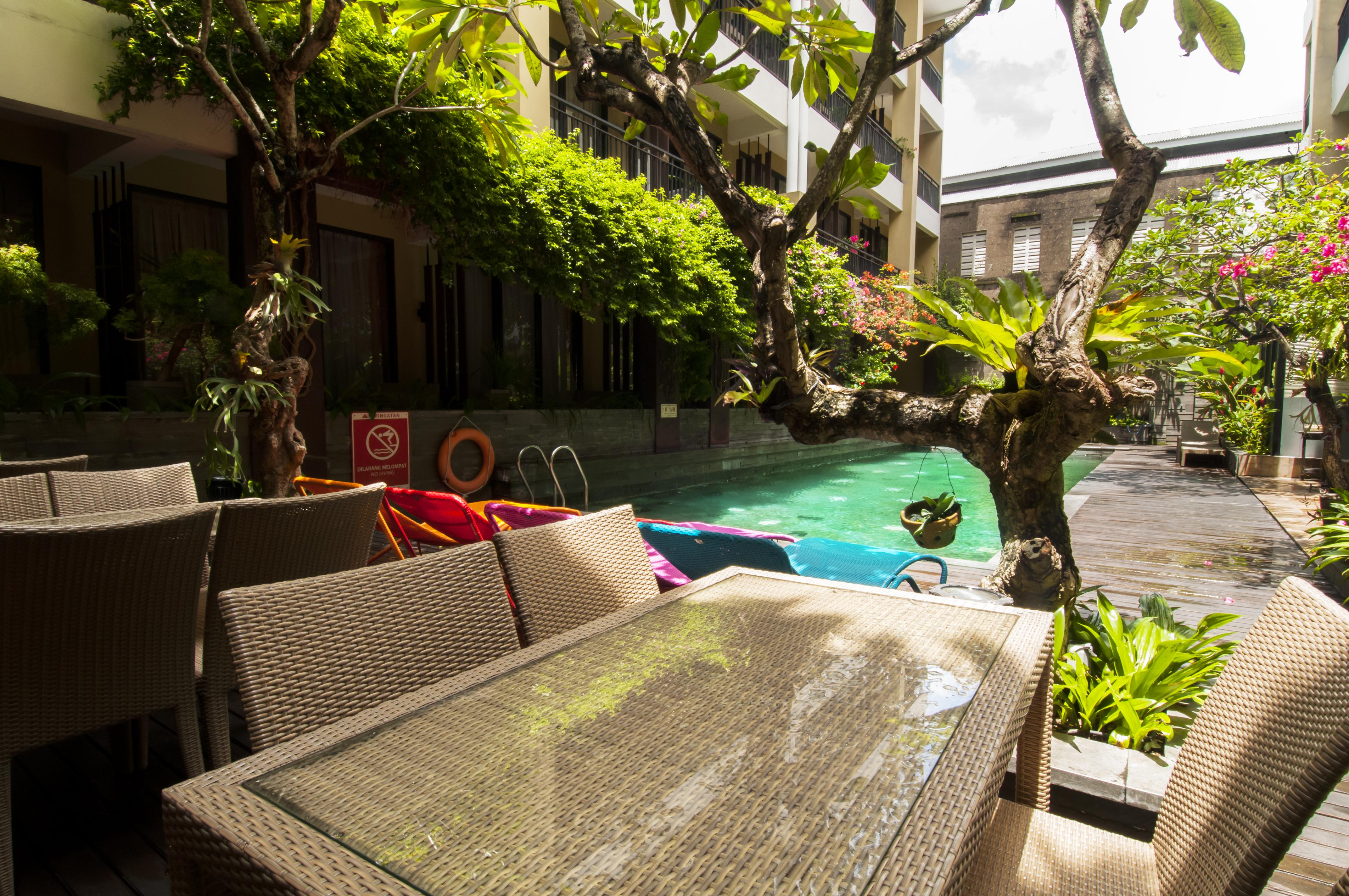 100 Sunset Kuta Hotel & Ballroom Luaran gambar