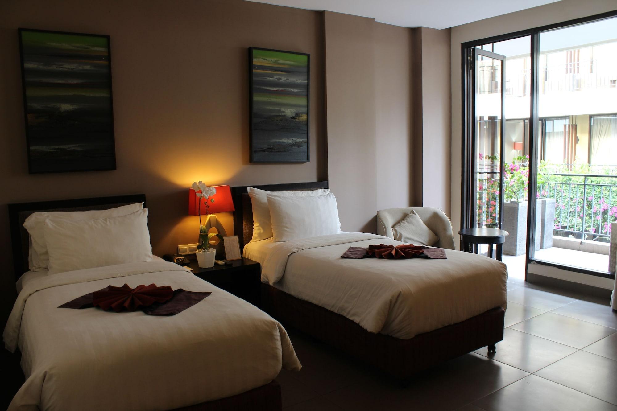 100 Sunset Kuta Hotel & Ballroom Luaran gambar