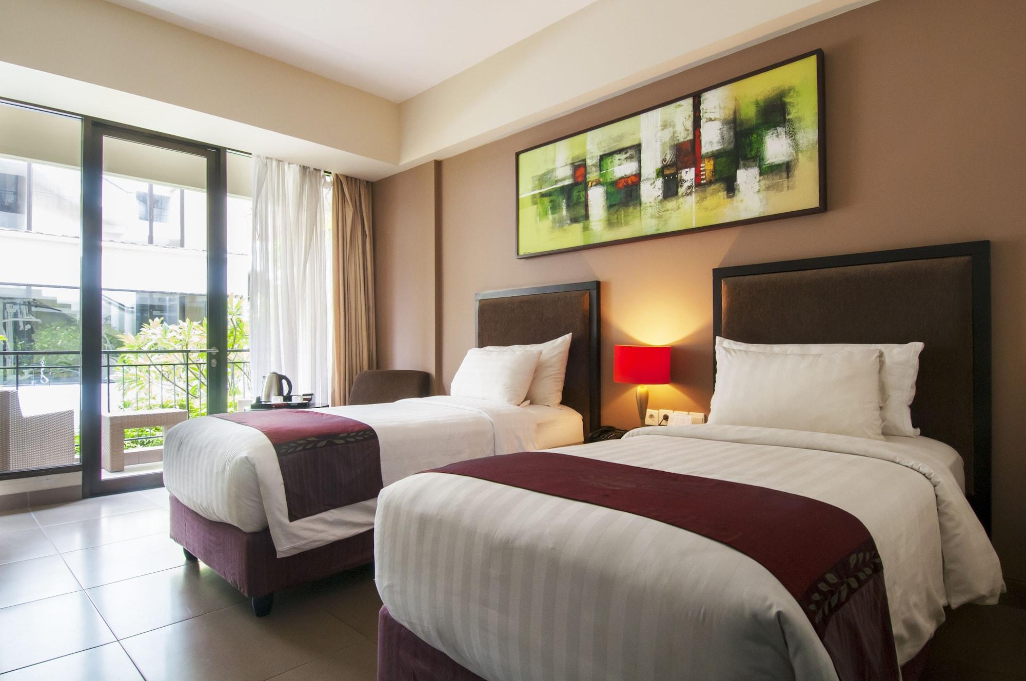 100 Sunset Kuta Hotel & Ballroom Luaran gambar