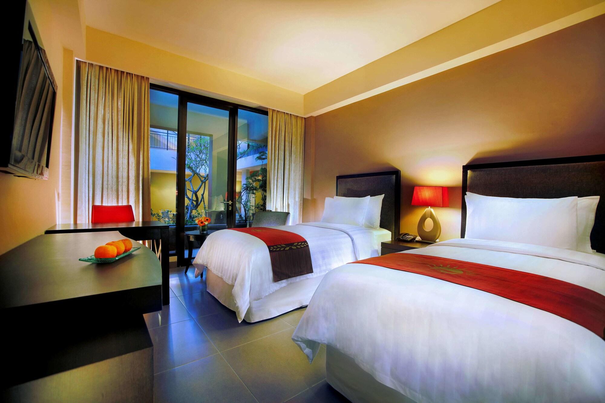 100 Sunset Kuta Hotel & Ballroom Luaran gambar