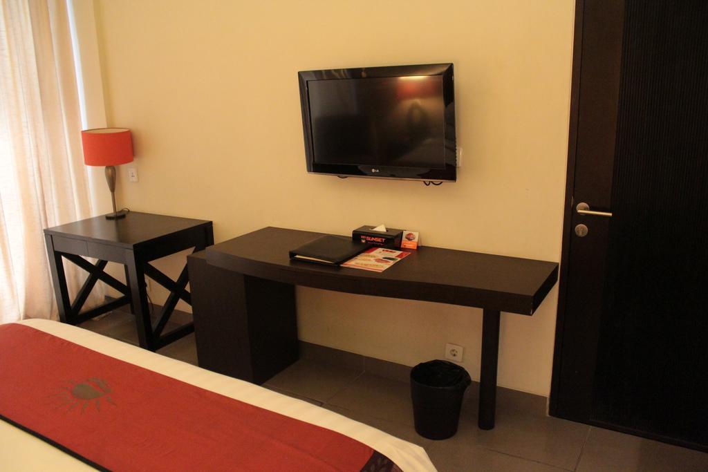 100 Sunset Kuta Hotel & Ballroom Luaran gambar