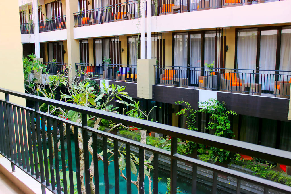 100 Sunset Kuta Hotel & Ballroom Luaran gambar