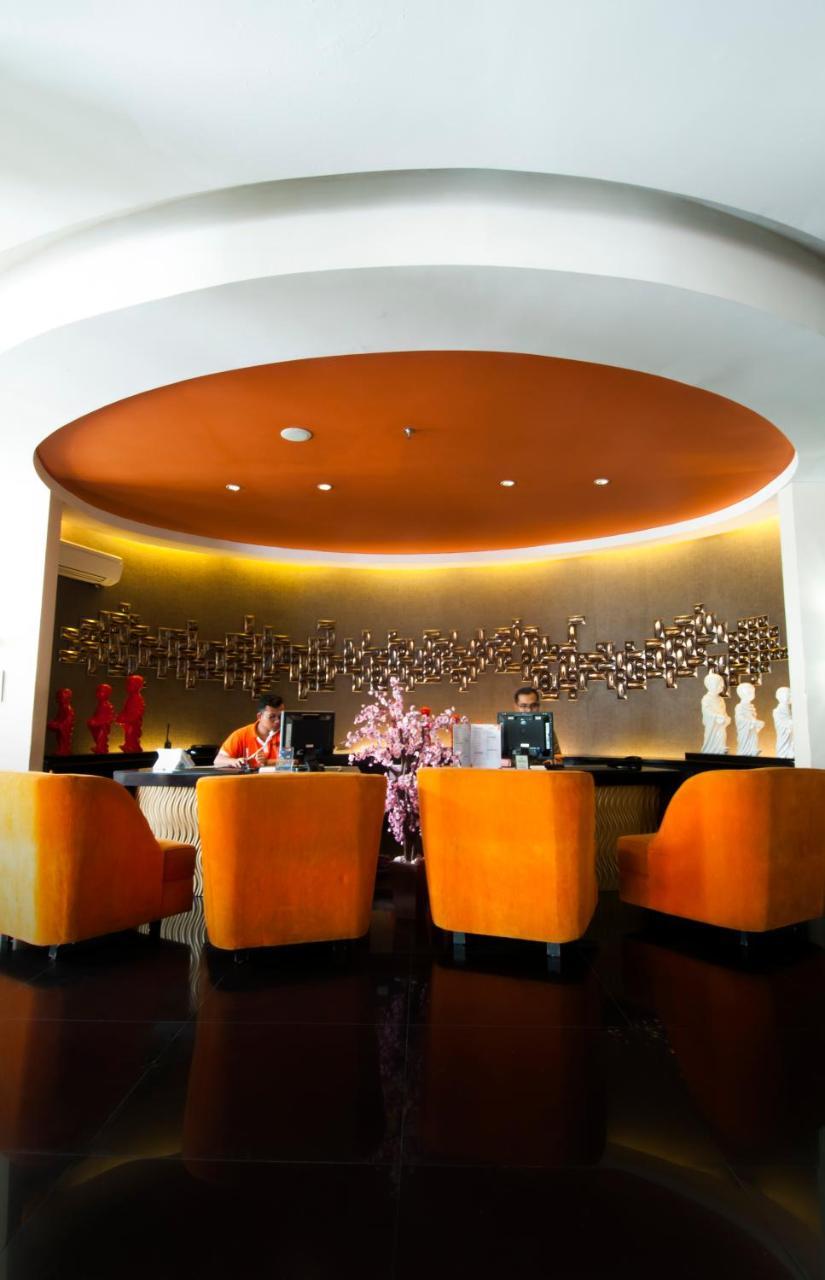 100 Sunset Kuta Hotel & Ballroom Luaran gambar