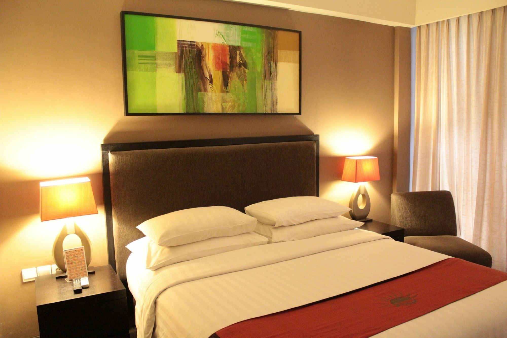 100 Sunset Kuta Hotel & Ballroom Luaran gambar