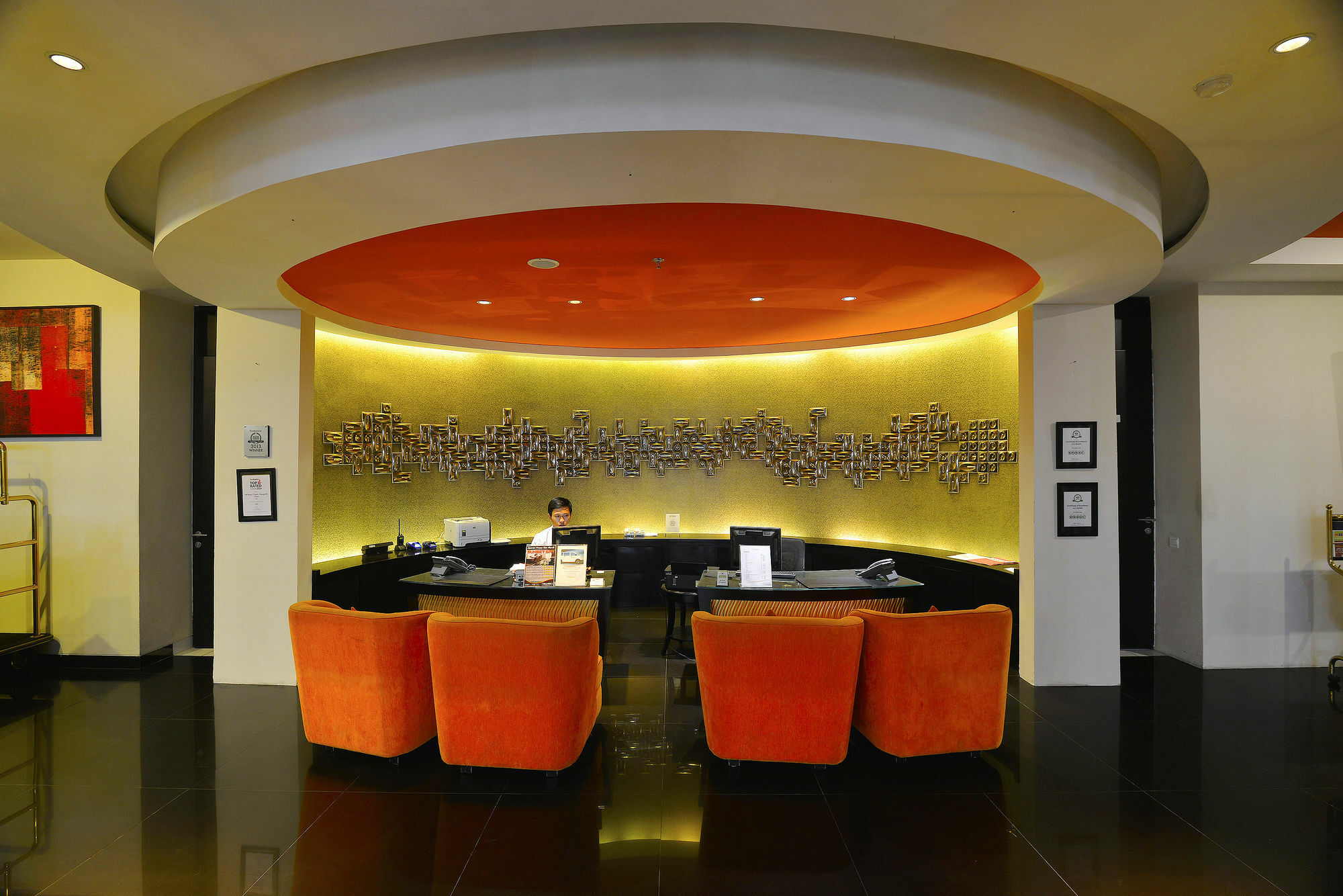 100 Sunset Kuta Hotel & Ballroom Luaran gambar